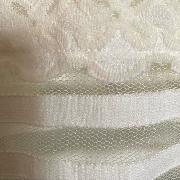 Max Studio Women Semi Sheer Ivory Long Sleeve Eyelet Blouse Size M - Picture 6 of 16